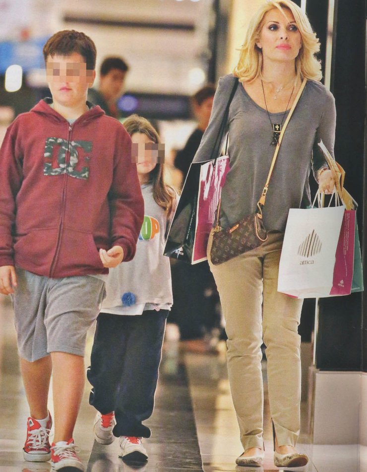 Ελένη Μενεγάκη: Η αποκάλυψη on air για το γιο της Άγγελο!