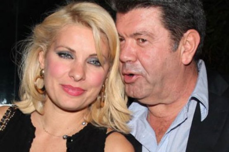 Τρία χρόνια μετά, η Μενεγάκη αρνείται το διαζύγιο με τον Λάτσιο!