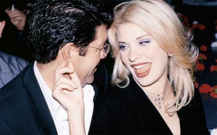 €3.000 διατροφή το μήνα πληρώνει ο Λάτσιος στη Μενεγάκη