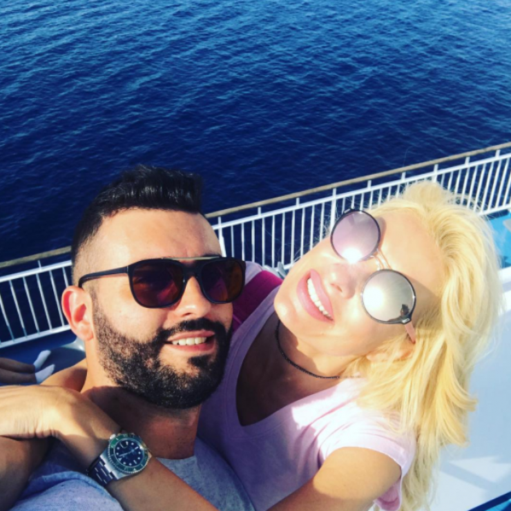 Έξαλλος ο Θοδωρής Μισόκαλος παρακολουθώντας την εκπομπή της Αριστοτέλους! [βίντεο]