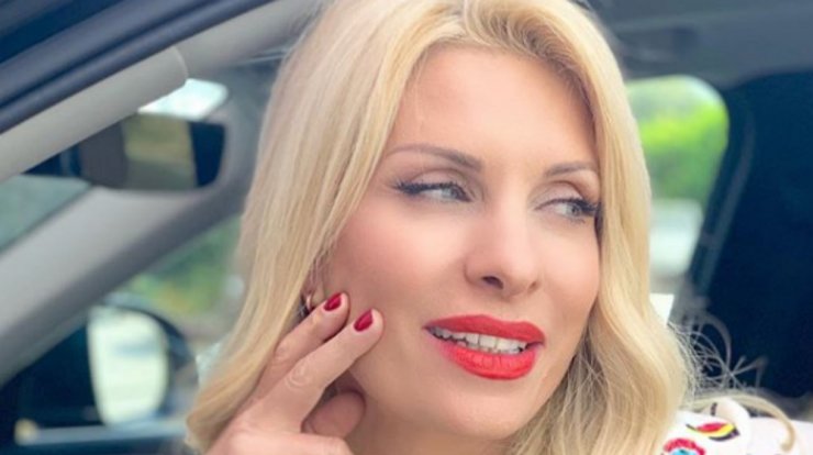 Το μήνυμα συνεργάτιδας της Ελένης Μενεγάκη για τη μάχη με τον καρκίνο