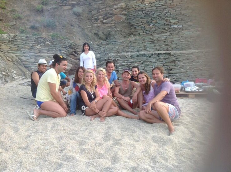 H πρώτη φωτογραφία της Ελένης Μενεγάκη με τον Μάκη στο twitter