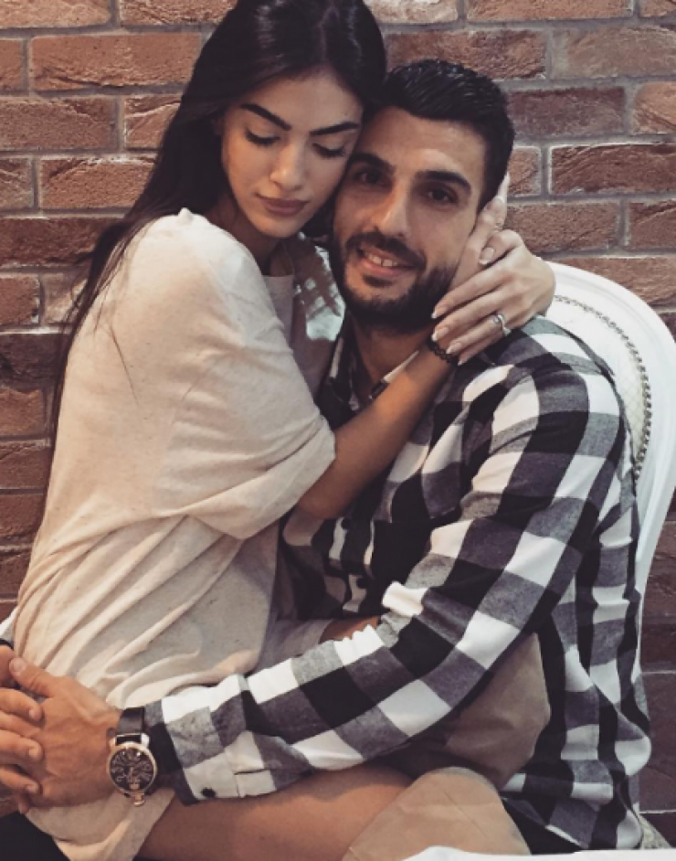 Άντρεα Κυριάκου: Απουσίαζε ο Μερκής και δείτε με ποιον κοιμήθηκε αγκαλιά;