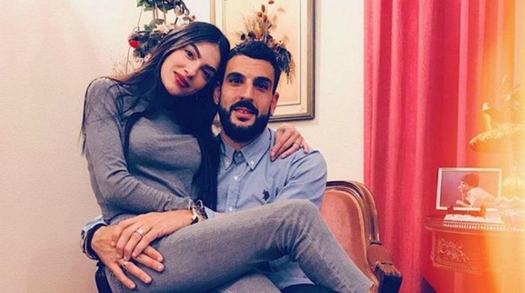 Η σπάνια εικόνα του Γιώργου Μερκή με τον μικρό Λαμπρινό!