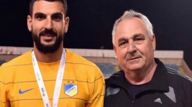 Γιώργος Μερκής: Τα συγκινητικά λόγια για τον πατέρα του και οι σπάνιες φωτογραφίες μαζί του!