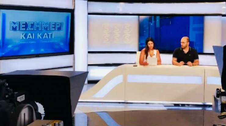 Βρεθήκαμε στις πρόβες λίγο πριν την πρεμιέρα της εκπομπής «Μεσημέρι και κάτι»