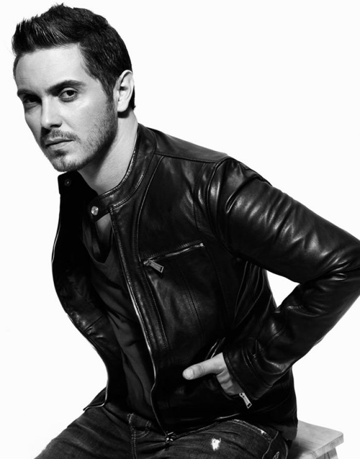 O Super FM παρουσιάζει τον Μιχάλη Χατζηγιάννη LIVE!