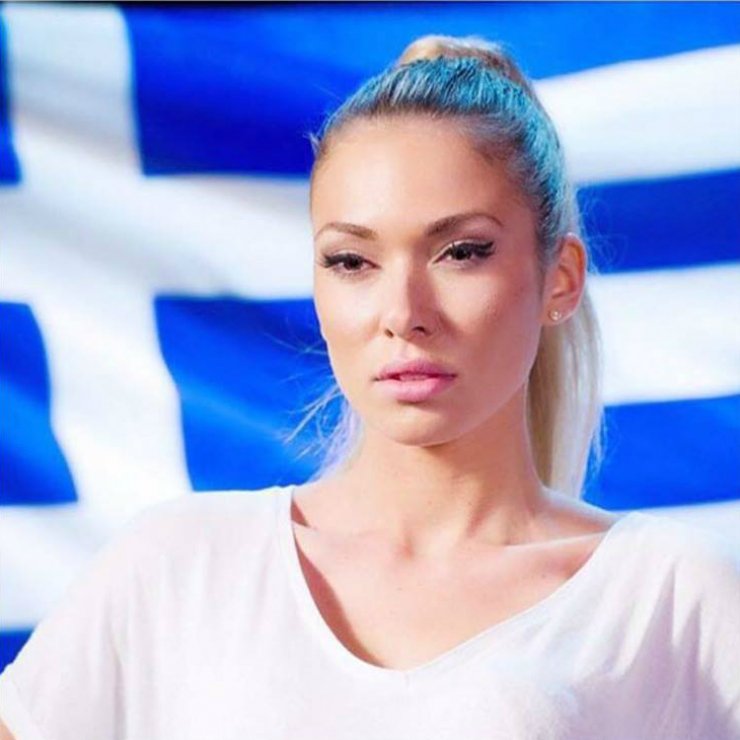 Διάκριση για την Ελλάδα: Η Μικαέλα Φωτιάδη στέφθηκε “Miss Europe 2016”!