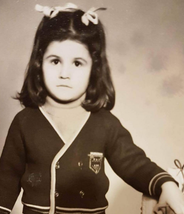 Δεν πάει το μυαλό σας! Ποια Κύπρια παρουσιάστρια είναι το κοριτσάκι στη φωτογραφία;