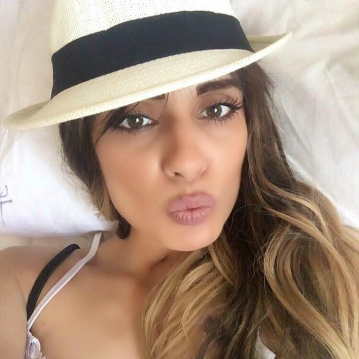 Μίνα Αρναούτη: Η φωτογραφία της που προκάλεσε οργή!