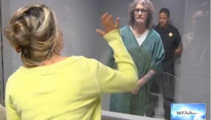 Μητέρα αντιμετωπίζει τον μεθυσμένο οδηγό που άφησε τον 2χρονο γιο της ανάπηρο