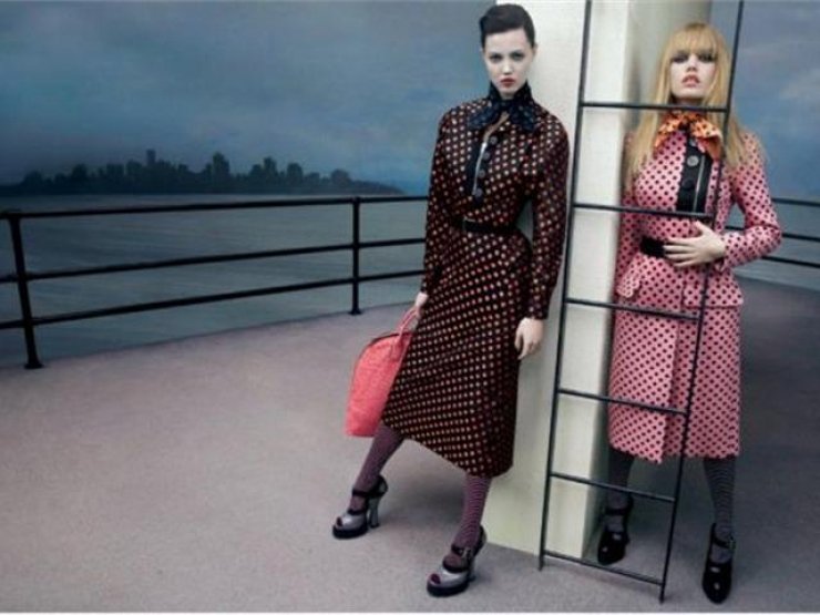 Georgia May Jagger & Adriana Lima στη φθινοπωρινή Miu Miu 