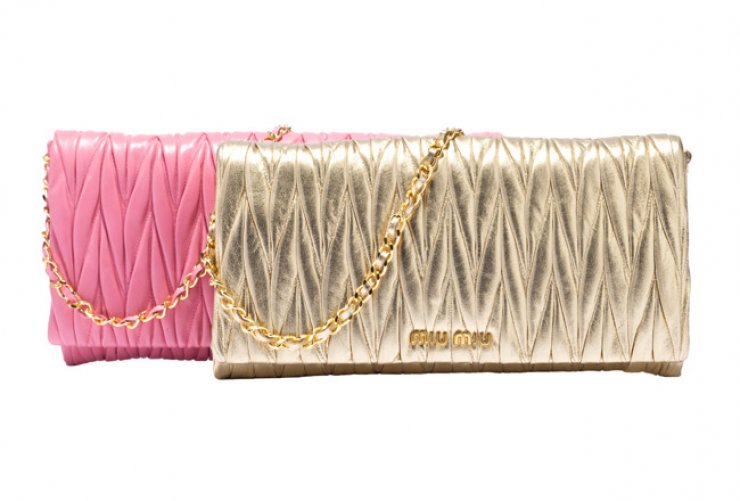 Τα γιορτινά αξεσουάρ του οίκου Miu Miu