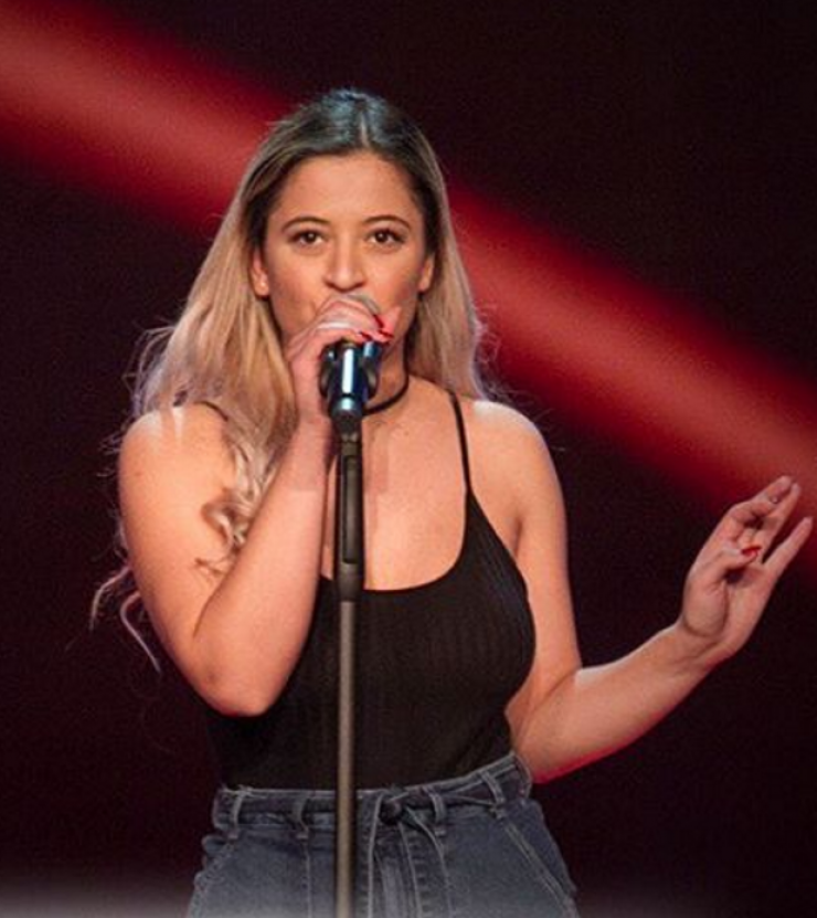 Μιχαέλα Θεοδώρου: Οι αισθησιακές φωτογραφίες της Κύπριας διαγωνιζόμενης στο The Voice που τρέλανε τους κριτές!