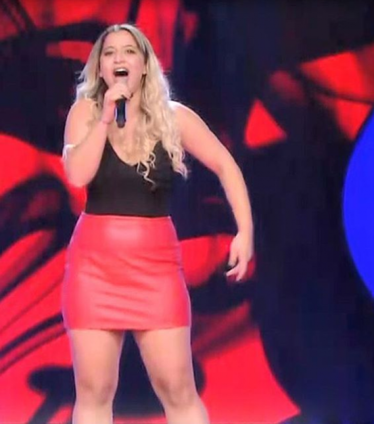 Οι coaches έμειναν με το στόμα ανοιχτό! Η Κύπρια Μιχαέλα Θεοδώρου πήγε ξανά στο “The Voice” και τραγούδησε όπερα! [βίντεο]