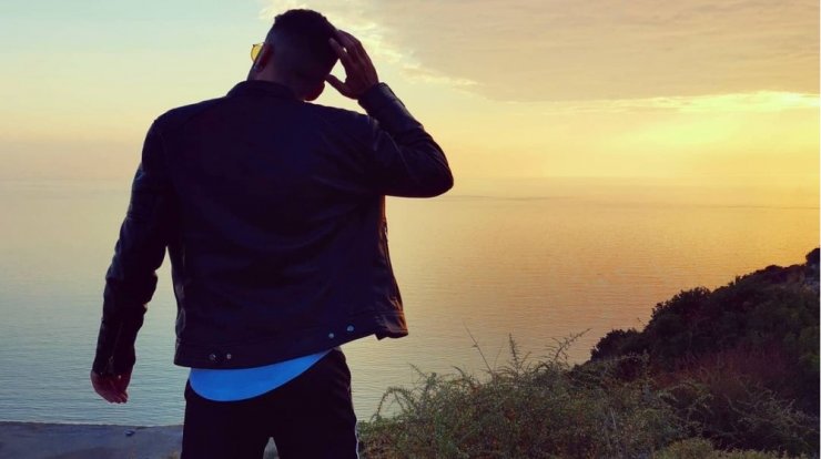 Κύπριος ηθοποιός σκέφτεται να εγκαταλείψει την Κύπρο "κυνηγώντας" το όνειρό του στην Ελλάδα