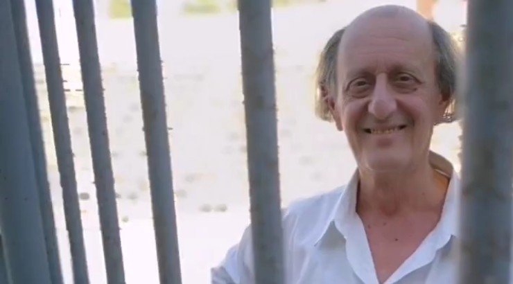 Μιχάλης Μουστάκας: Τι του λένε οι κόρες του για τη σχέση με τον 4,5 ετών γιο του! [βίντεο]