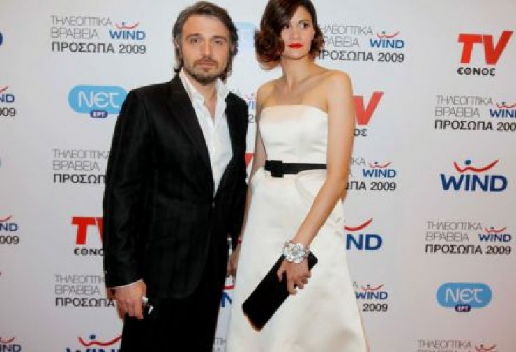 Πώς χαρακτηρίζει ο Φάνης Μουρατίδης τη σύζυγο του Άννα-Μαρία Παπαχαραλάμπους;