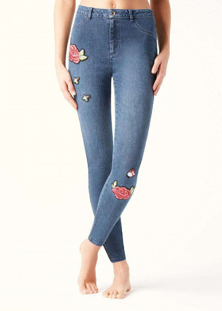 H Calzedonia σας δίνει τη δυνατότητα να δημιουργήσετε το δικό σας στυλ legging ή jeans με patches