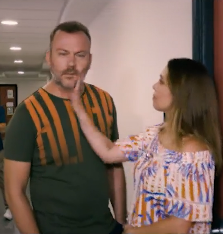 Έξαλλη η Άννα Μονογιού! Χαστούκισε τον Τόνυ Δημητρίου!