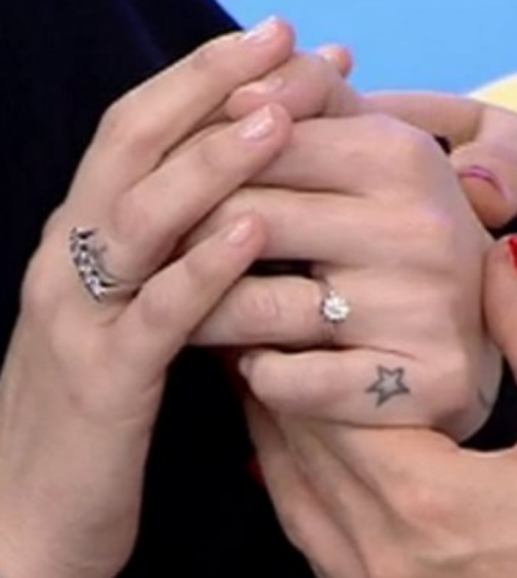 Παντρεύεται πασίγνωστη Ελληνίδα ηθοποιός! [βίντεο]