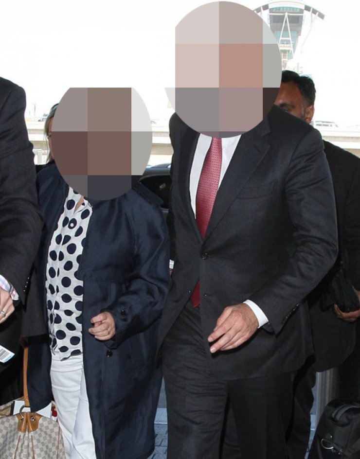 Σύννεφα χωρισμού για πασίγνωστο πολιτικό