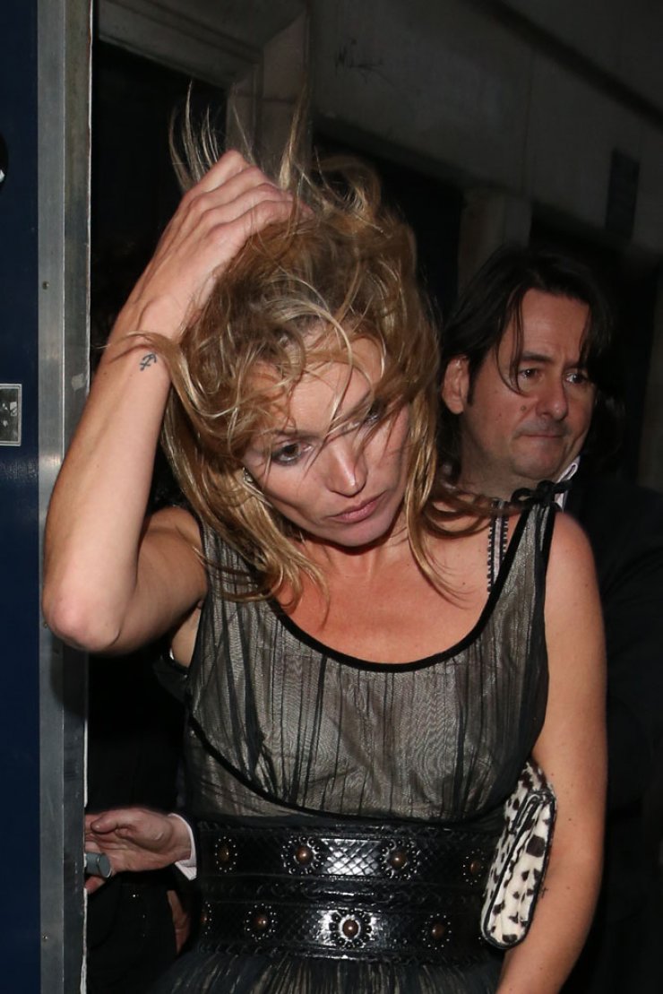 Η Κate Moss μεθυσμένη στο Λονδίνο 