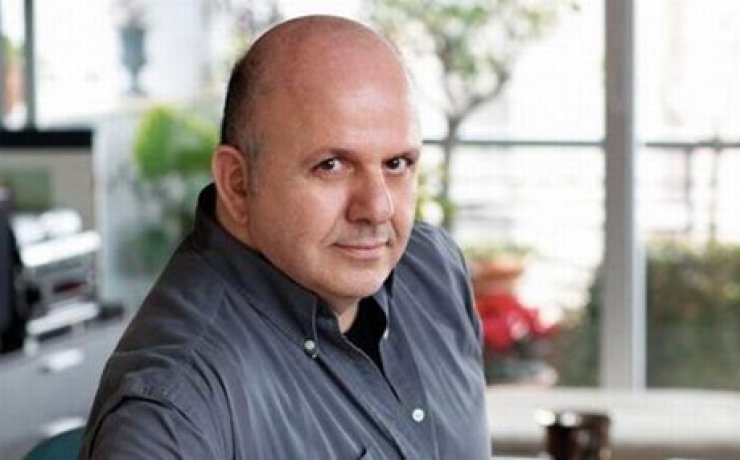 Nίκος Μουρατίδης: Είπε πως βλέπει το "The Voice" αλλά δεν είδε τον Λιάγκα