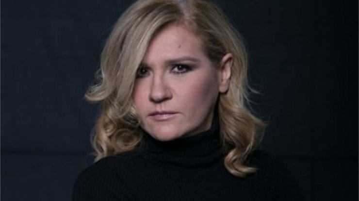 Μπέσσυ Μάλφα για παρενοχλήσεις: "Δεν μπορώ να αναπνεύσω, δεν είμαι έτοιμη να το πω" [βίντεο]