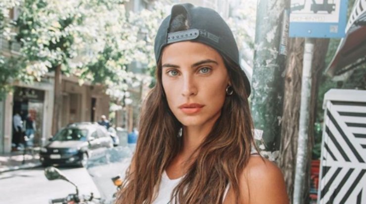 Χριστίνα Μπόμπα: Μας έβαλε στο σαλόνι του νέου της σπιτιού!