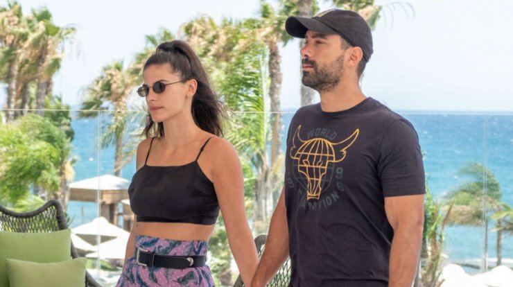 Σάκης Τανιμανίδης – Χριστίνα Μπόμπα: Τους τσακώσαμε στο Parklane Α Luxury Collection Resort & Spa! [εικόνες]