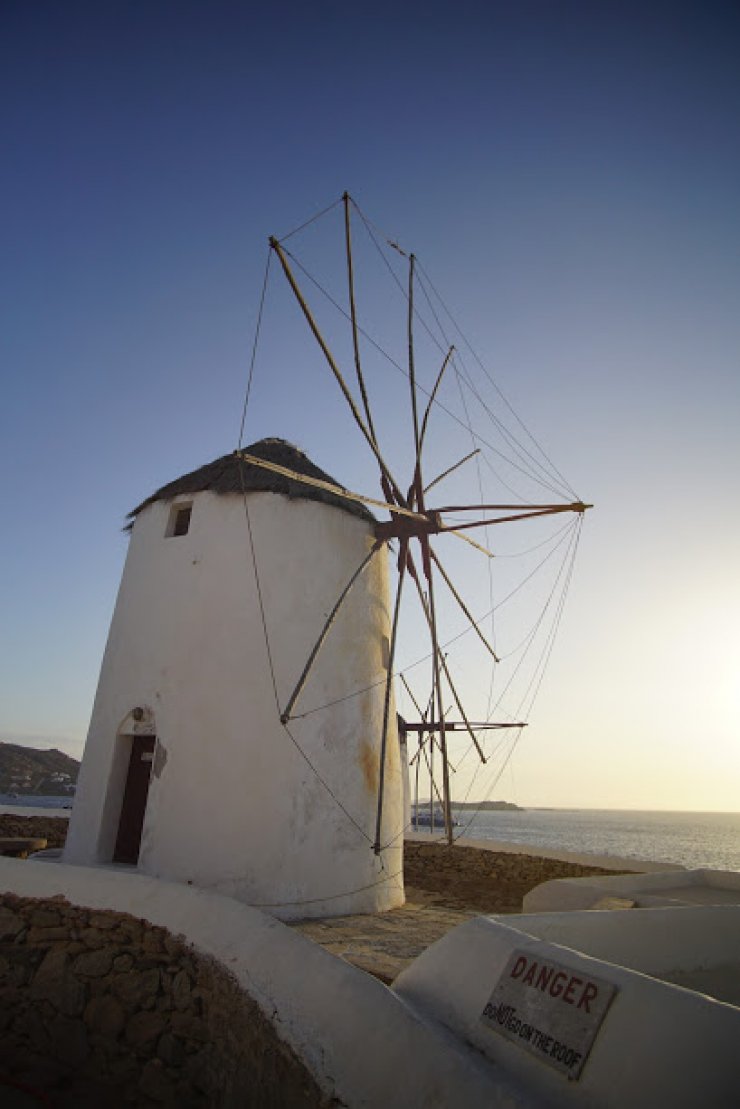 Εδώ είναι το ταξίδι…