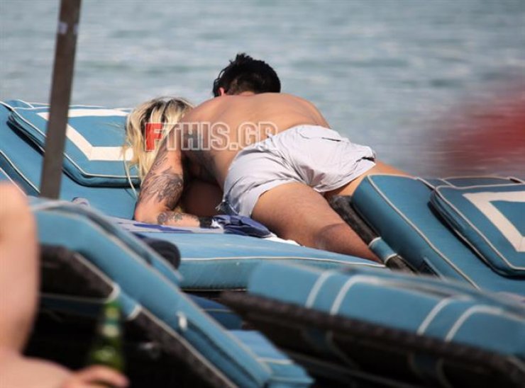 Ερωτικά παιχνίδια για διάσημο ζευγάρι σε παραλία της Μυκόνου!