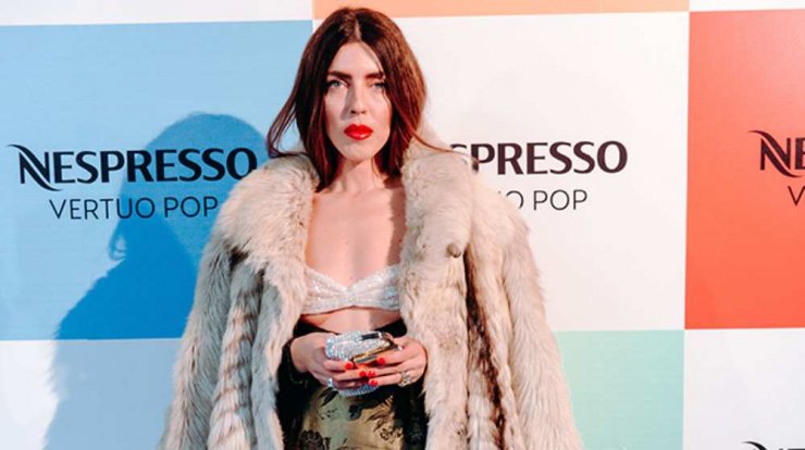 Silver Mirror: H τάση στα νύχια που επέλεξε η Άντρια Αλετράρη