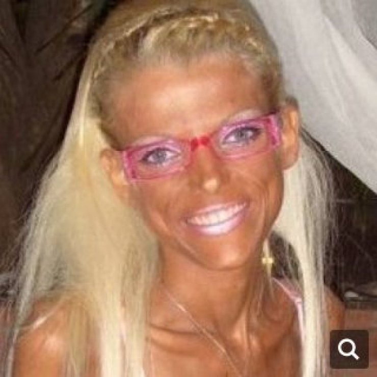 H Νανά Καραγιάννη πρώτο θέμα και στην Τουρκία