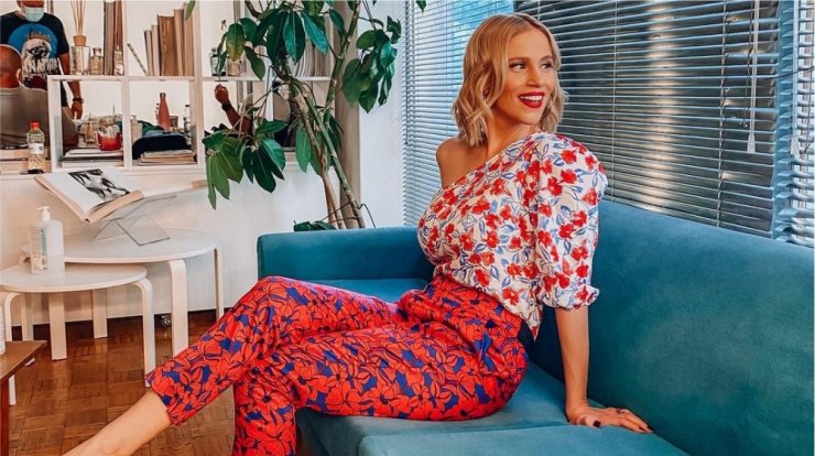 Νάντια Μπουλέ: Η αδημοσίευτη εικόνα της από το μαιευτήριο που βλέπουμε για πρώτη φορά