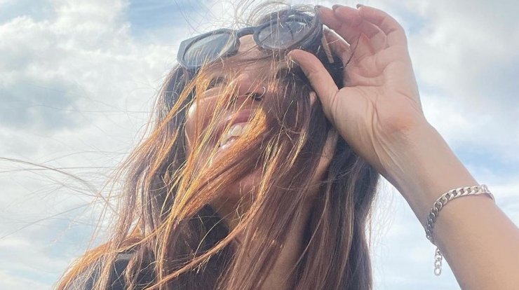 Ελληνίδα ηθοποιός αποκαλύπτει: "Πήρε τις γυμνές σκηνές μας από ταινίες ή σήριαλ και τις χρησιμοποίησε σε πορνογραφικά sites" [βίντεο]