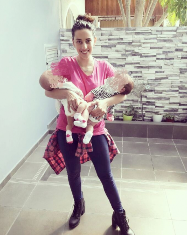 Νατάσα Τούρζα: Το στιγμιότυπο που μιλάει με την τριών μηνών κορούλα της και "λιώνει" το instagram!