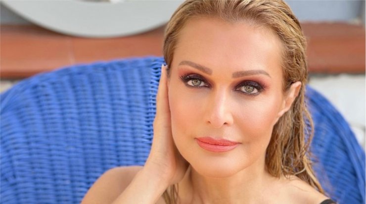 Νατάσα Θεοδωρίδου: Κυκλοφόρησαν εικόνες πριν τον γάμο της και τις πλαστικές επεμβάσεις