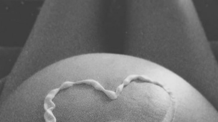 Επώνυμη στην κυπριακή showbiz μοιράστηκε την πιο όμορφη εικόνα στον έβδομο μήνα της εγκυμοσύνης της! 