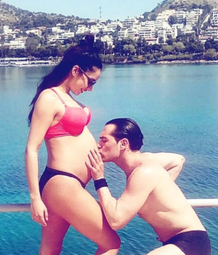 "Λιώσαμε"! Ο Άνθιμος Ανανιάδης μας δείχνει τον μόλις δύο εβδομάδων γιο του!