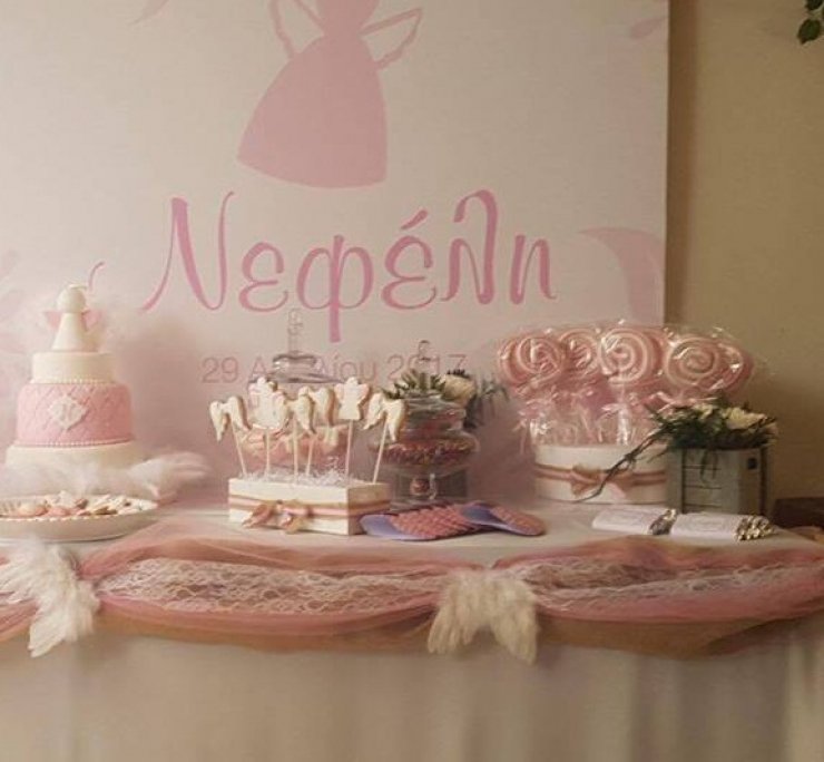 Συμβαίνει τώρα! Κύπρια socialite βάπτισε στη Λευκωσία την κόρη της, Νεφέλη!