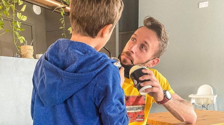 Νεκτάριος Αλεξάνδρου: Γυμνάζεται παρέα με τον μεγάλο του γιο, Έκτορα! [εικόνα]