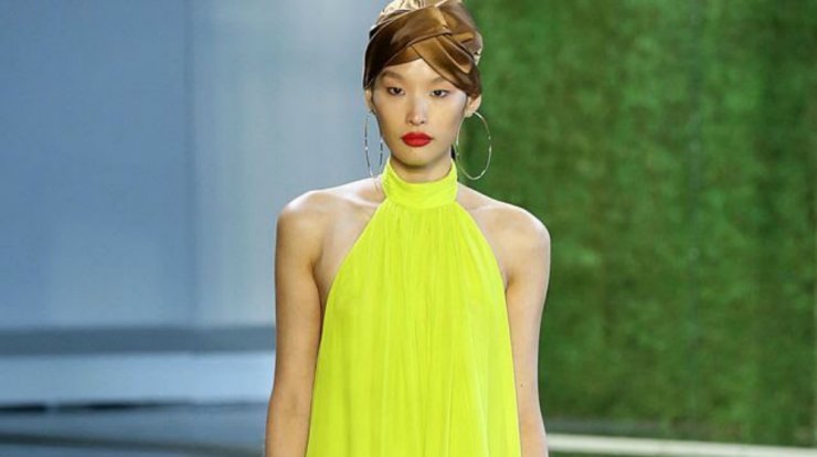 Τι είναι το neon trend που κυριαρχεί αυτή τη σεζόν;