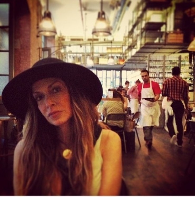 Σοφία Καρβέλα: Για φαγητό με την μαμά της