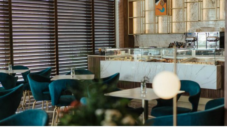 Μία γλυκιά, νέα άφιξη με γεύσεις παριζιάνικου bistro φέρνει κάτι διαφορετικό στην πόλη