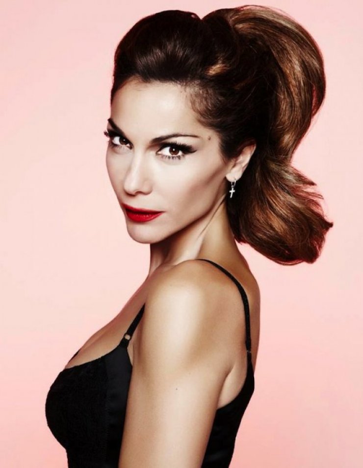 Απίστευτο: Δείτε σε ποια επιτυχημένη τηλεοπτική σειρά της Αμερικής οι πρωταγωνιστές τραγουδούσαν Βανδή