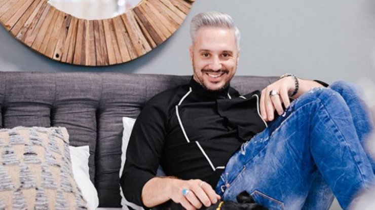 Νικόλας Ιωαννίδης: Στόλισε χριστουγεννιάτικα το σπίτι του για πρώτη φορά! [εικόνα & βίντεο]