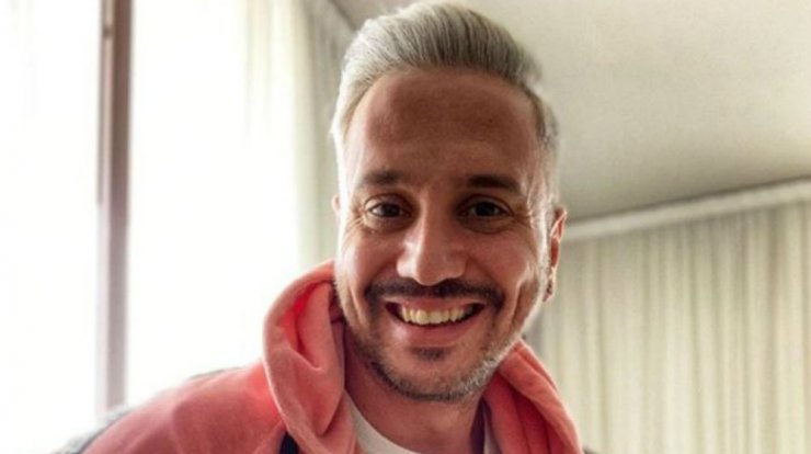 Νικόλας Ιωαννίδης: Η λεπτομέρεια στο σαλόνι του σπιτιού του που απογείωσε τη διακόσμηση!