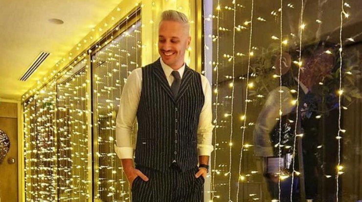 Νικόλας Ιωαννίδης: Πήρε για πρώτη φορά χριστουγεννιάτικο δέντρο!